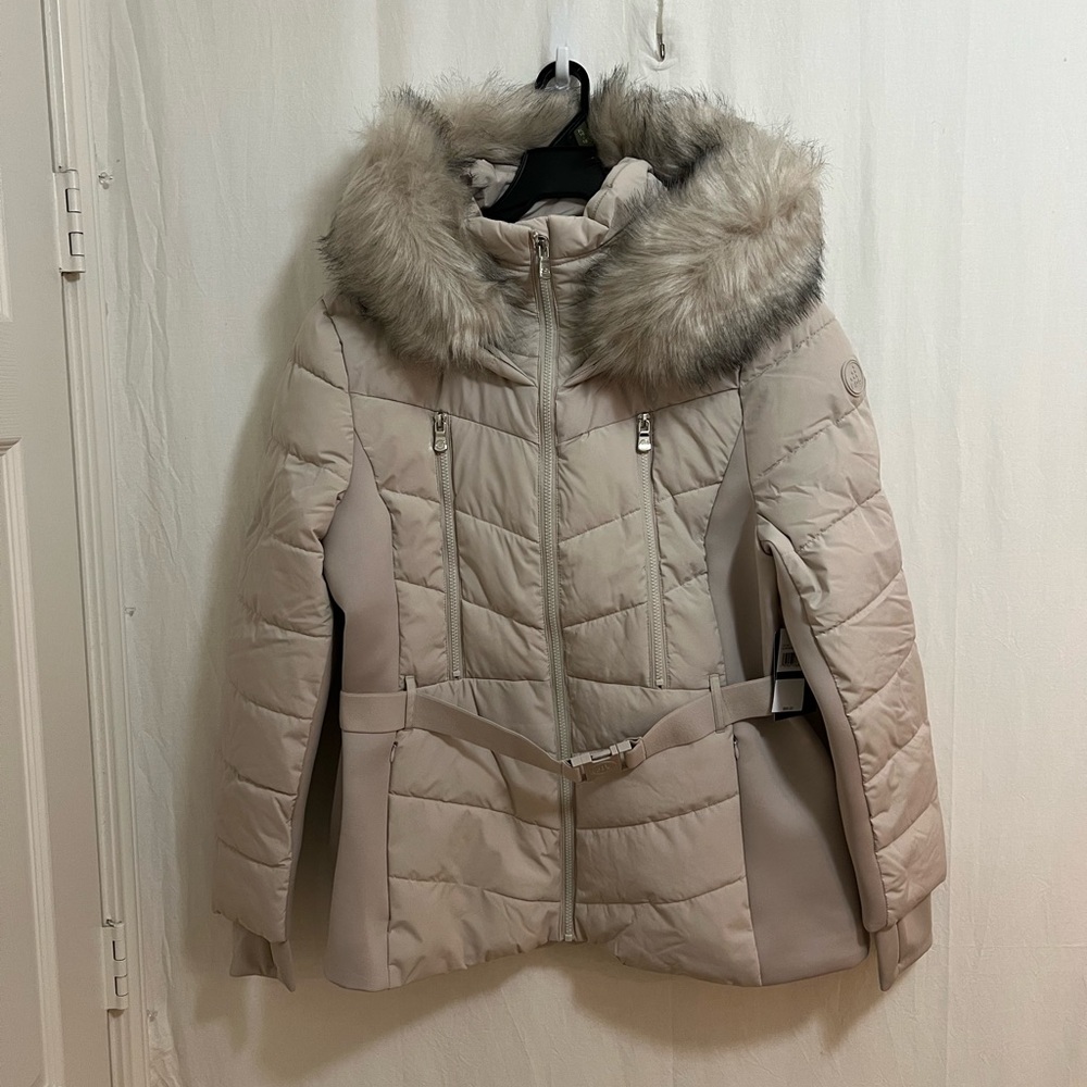 Women's Beige Quilted Jacket with Faux Fur Trim